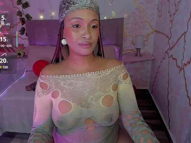 MelodyDhh webcam