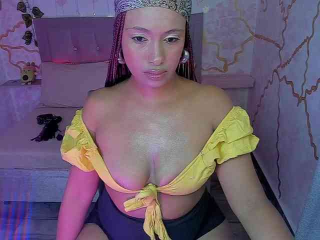 MelodyDhh webcam