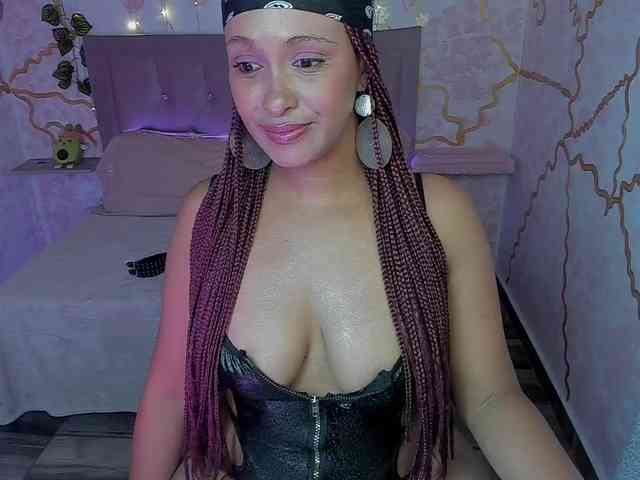 MelodyDhh webcam