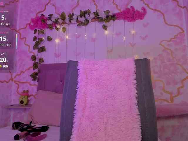 MelodyDhh webcam