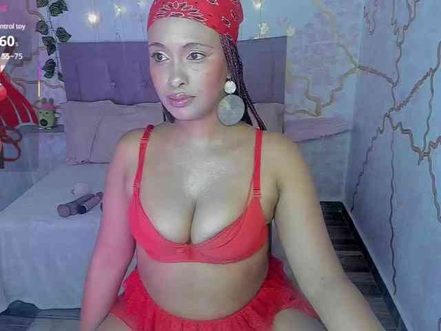 MelodyDhh webcam