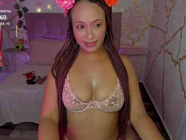 MelodyDhh webcam