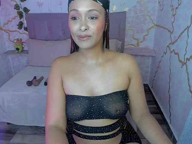 MelodyDhh webcam