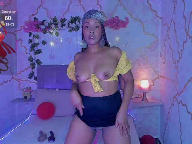 MelodyDhh webcam