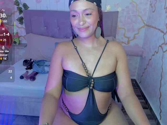 MelodyDhh webcam