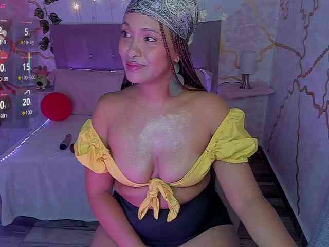 MelodyDhh webcam