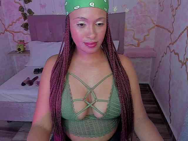 MelodyDhh webcam