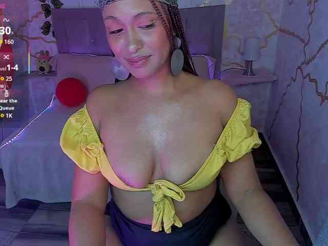 MelodyDhh webcam