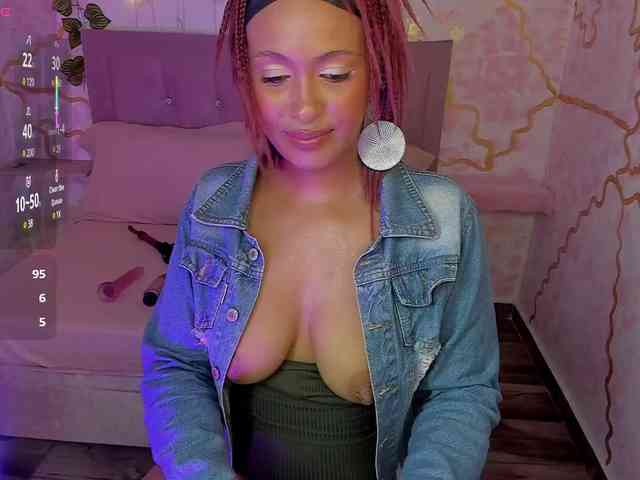 MelodyDhh webcam