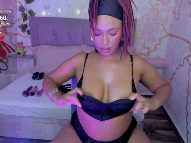 MelodyDhh webcam