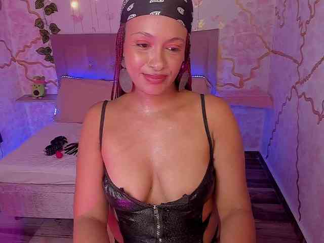 MelodyDhh webcam