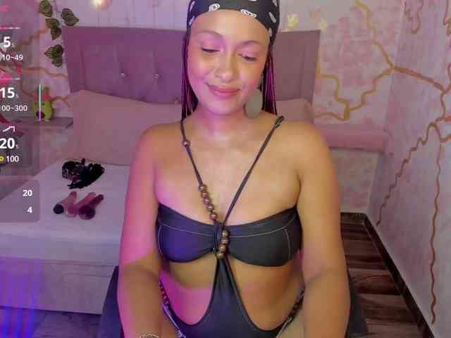 MelodyDhh webcam