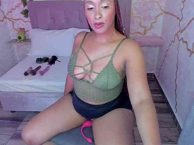 online cam fun MelodyDhh