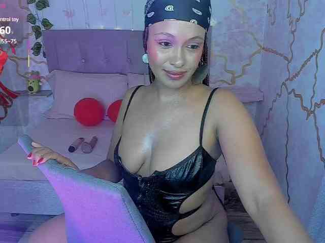 MelodyDhh webcam
