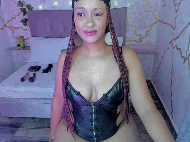 MelodyDhh webcam