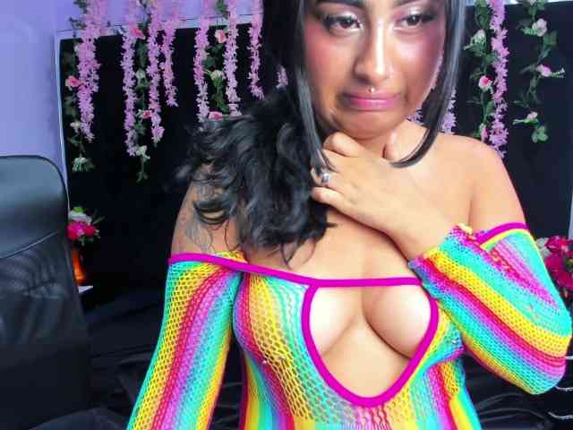 KendraFerreti webcam