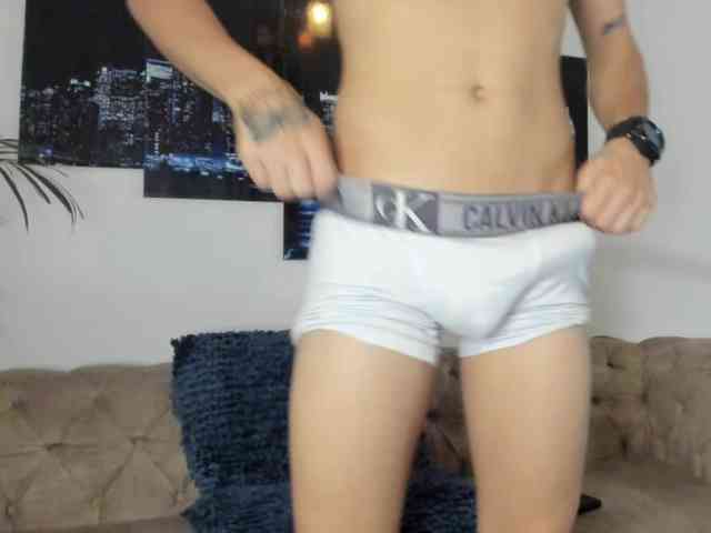 sexyandirdy-pub Live Webcam on BongaCams