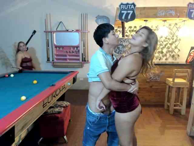 sexyandirdy-pub webcam