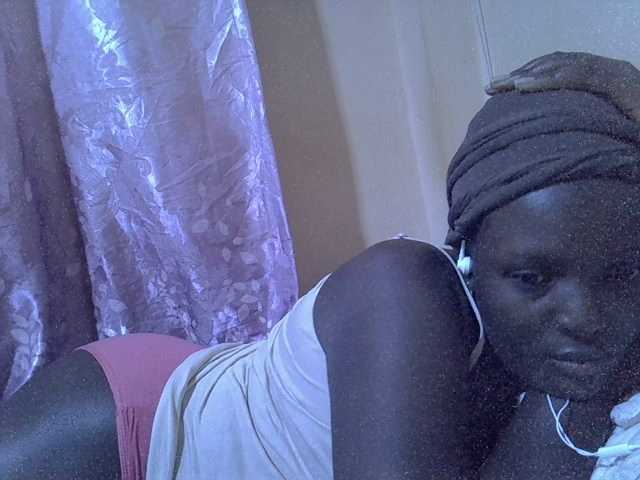 Sexy-melody's BongaCams show and profile