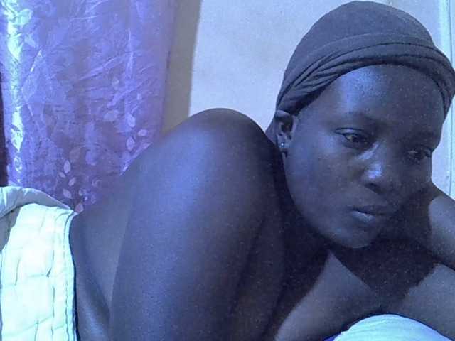 Sexy-melody's BongaCams show and profile