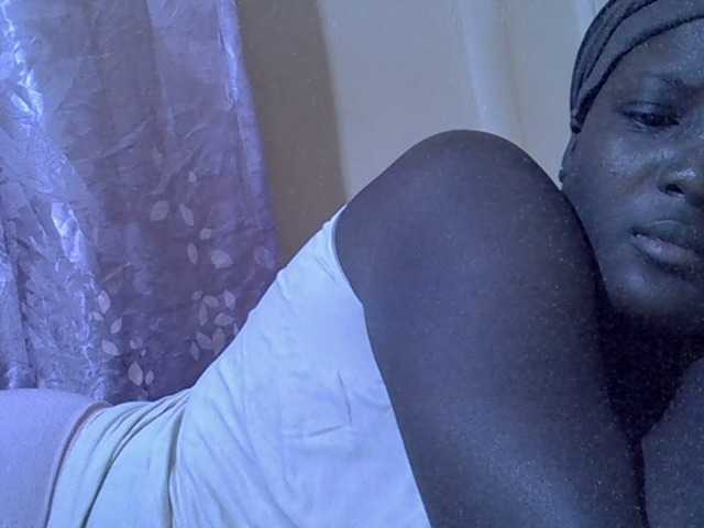 Sexy-melody's BongaCams show and profile