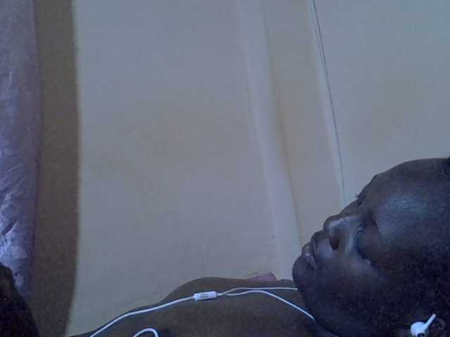 Sexy-melody's BongaCams show and profile