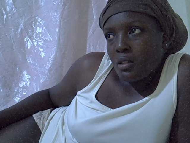 Sexy-melody's BongaCams show and profile