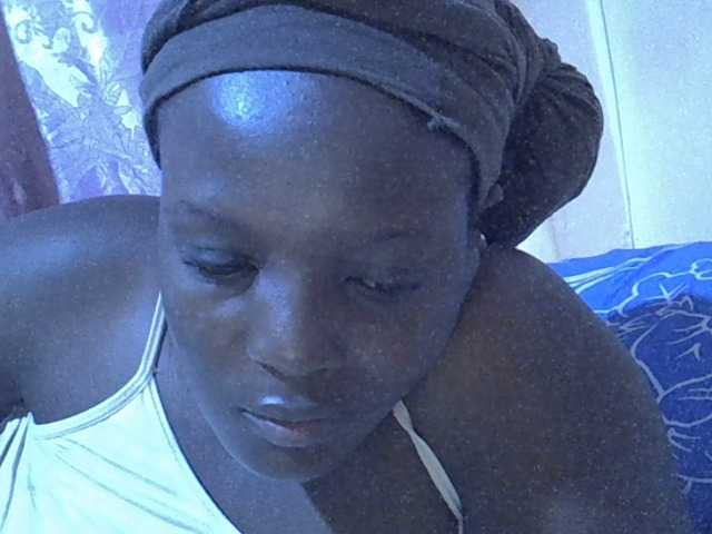 Sexy-melody's BongaCams show and profile