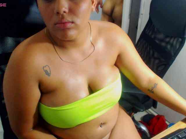 couplehotfantasies webcam