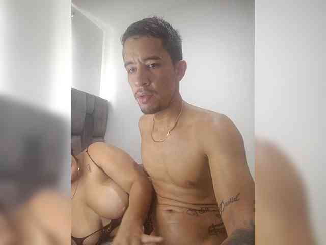 couplehotfantasies webcam