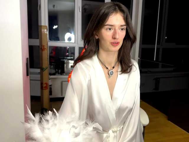 SweetieTati's BongaCams show and profile