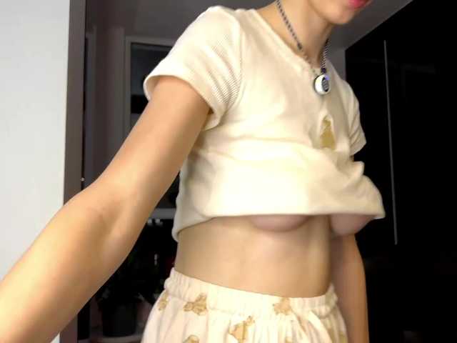 SweetieTati's BongaCams show and profile