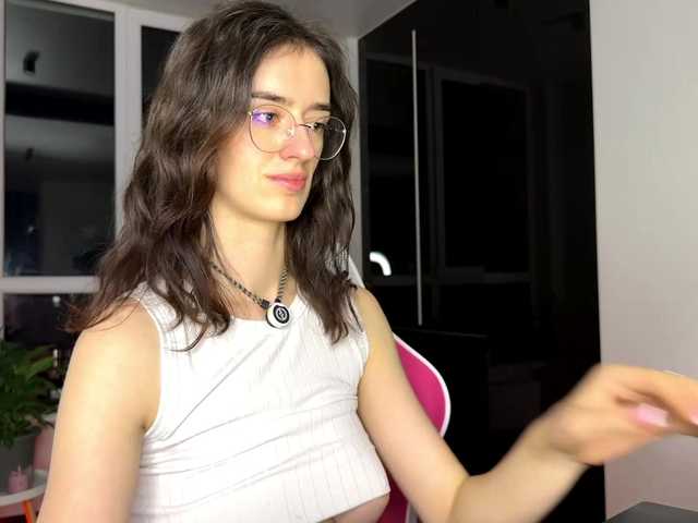 SweetieTati's BongaCams show and profile