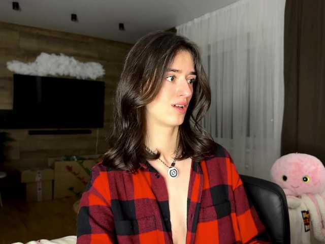 SweetieTati's BongaCams show and profile