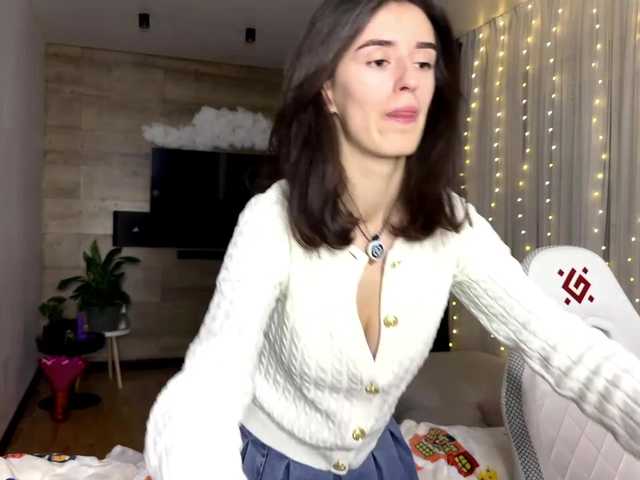 SweetieTati's BongaCams show and profile