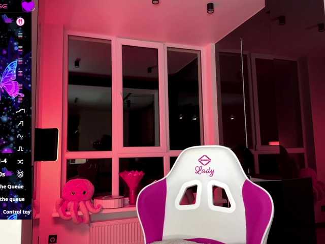 SweetieTati's BongaCams show and profile