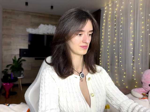 SweetieTati's BongaCams show and profile