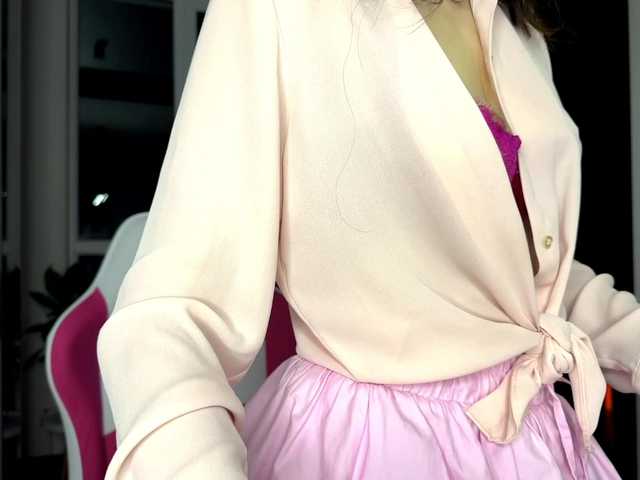 SweetieTati's BongaCams show and profile