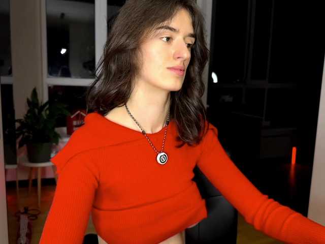 SweetieTati's BongaCams show and profile