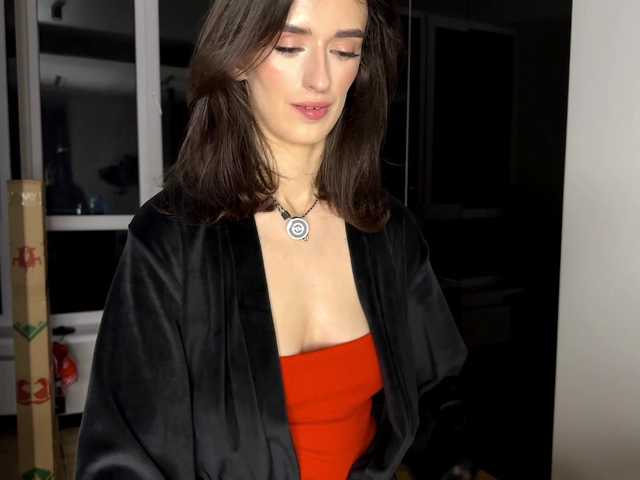 SweetieTati's BongaCams show and profile