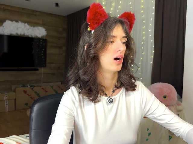 SweetieTati's BongaCams show and profile