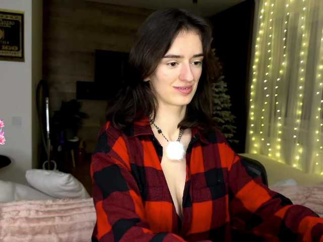 SweetieTati's BongaCams show and profile