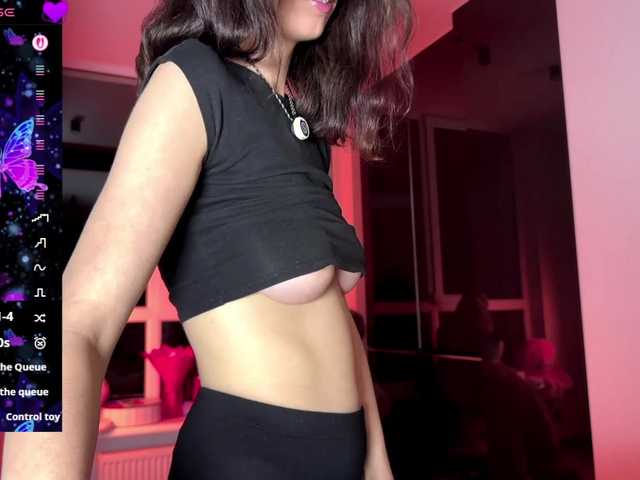 SweetieTati's BongaCams show and profile