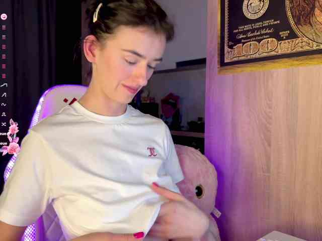 SweetieTati webcam