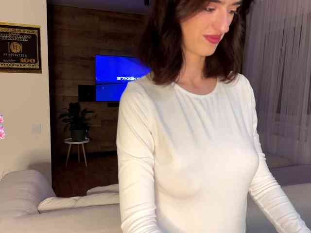 SweetieTati webcam