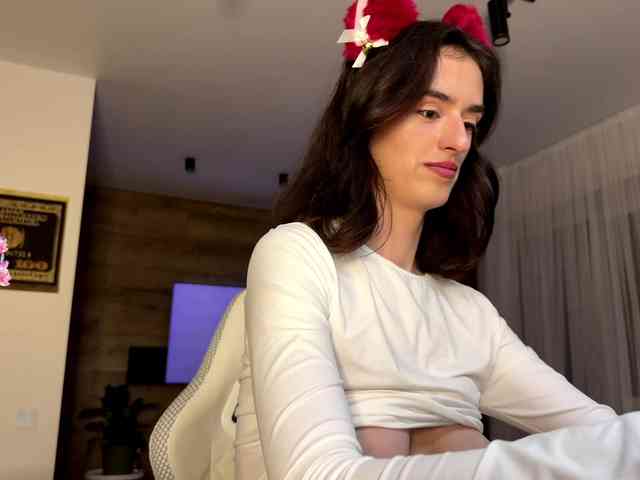 SweetieTati webcam