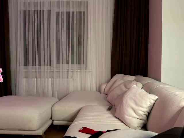 SweetieTati webcam