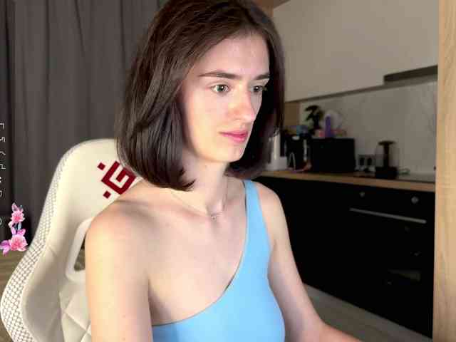 SweetieTati webcam