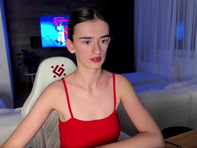 SweetieTati webcam