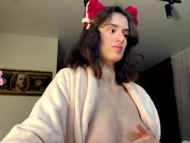 SweetieTati webcam